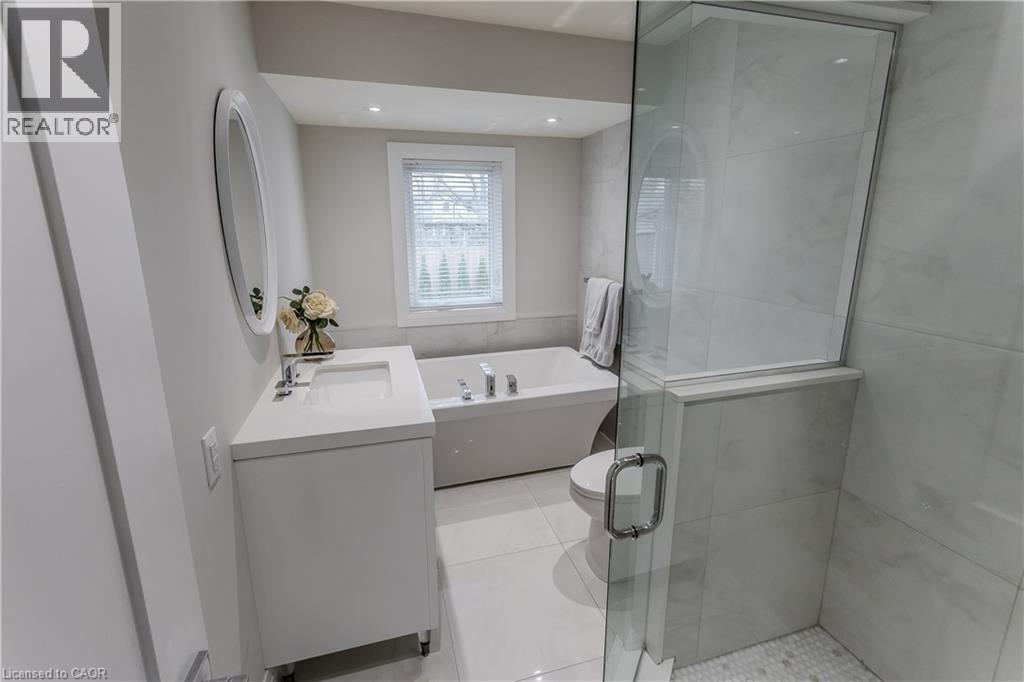 5411 Cornwall Crescent, Burlington, Ontario  L7L 3K2 - Photo 17 - 40830279