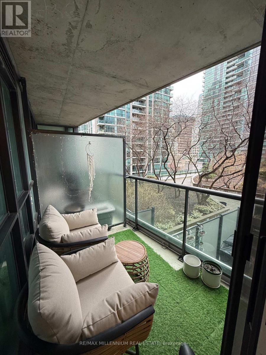 601 - 16 Yonge Street, Toronto, Ontario  M5E 2A1 - Photo 12 - C13154464
