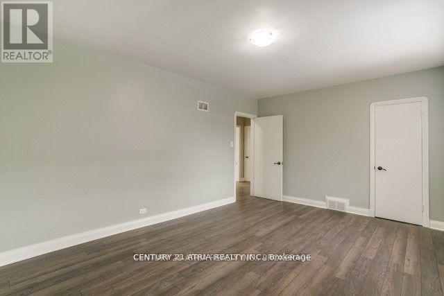 46 Fenn Avenue, Toronto, Ontario  M2L 1M8 - Photo 11 - C13154512