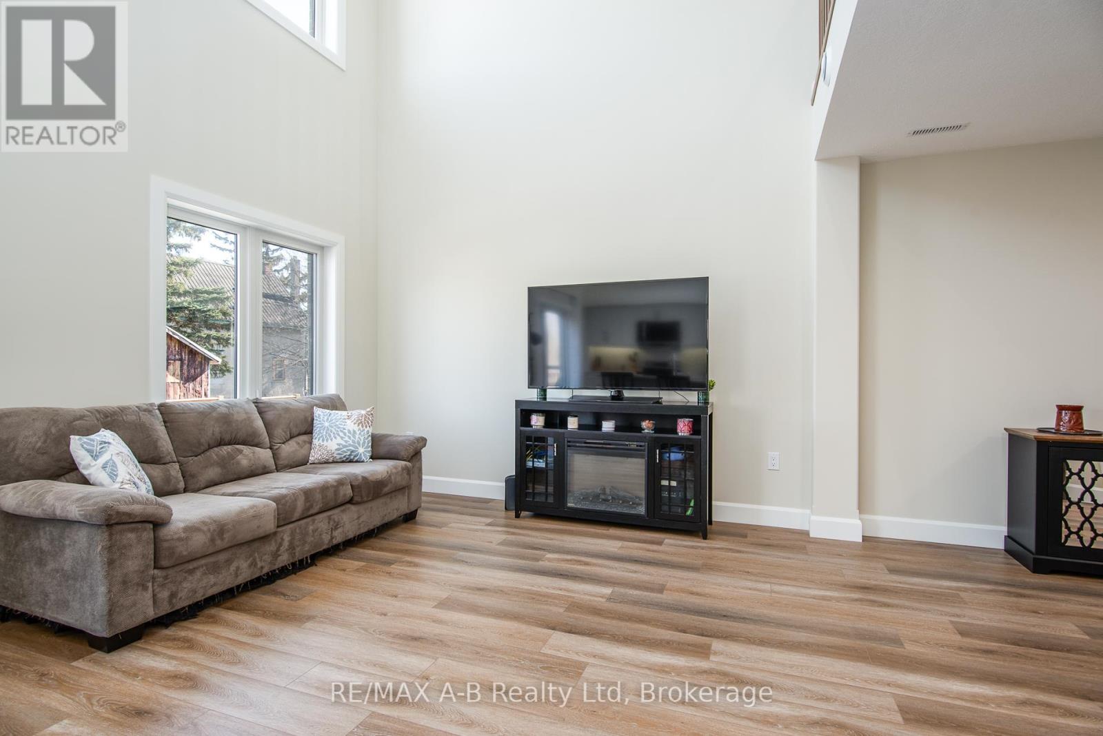 Unit #5 - 3202 Vivian Line 37 Lane, Stratford, Ontario N5A 0K6 - Photo 11 - X13154484