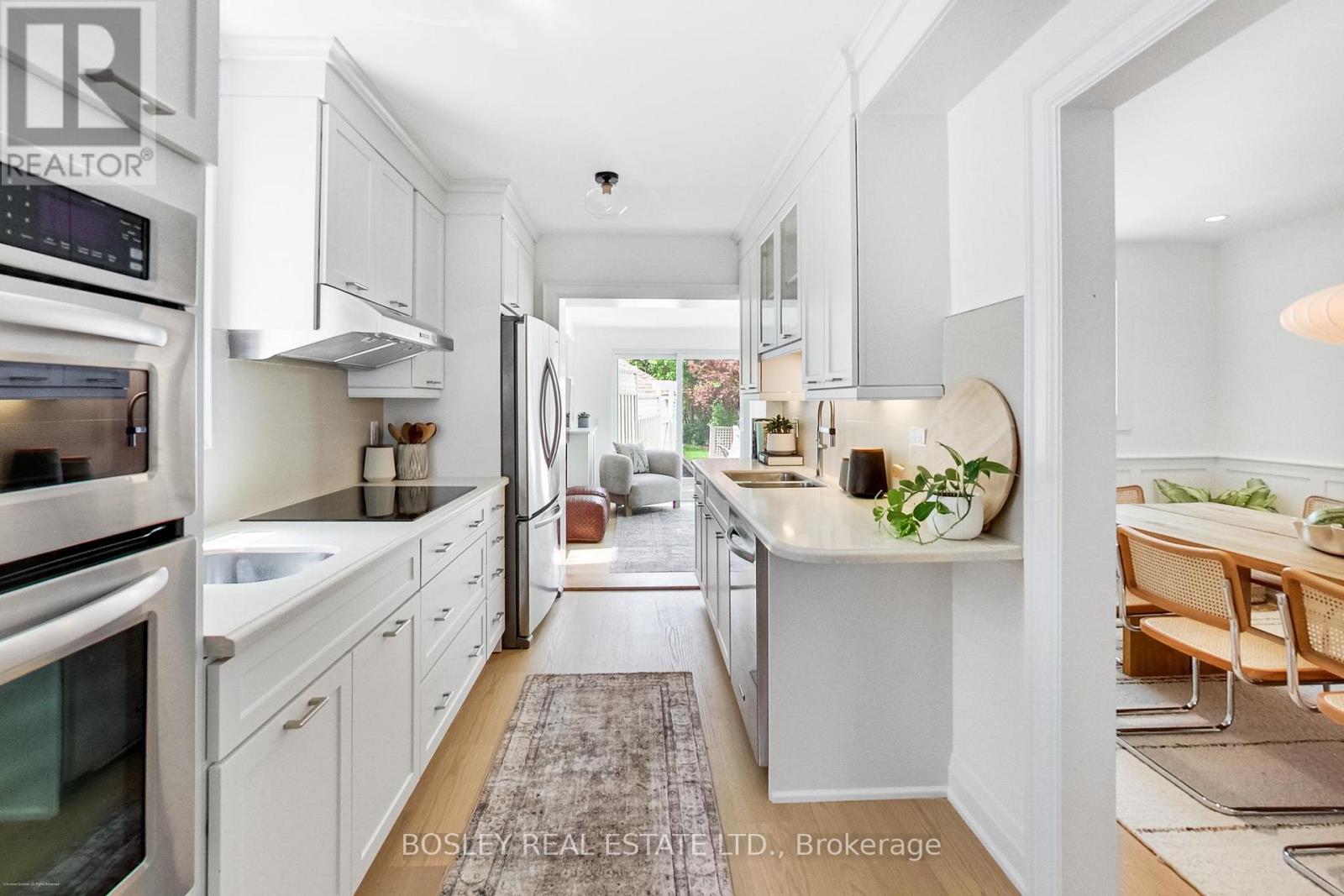 20 Randolph Road, Toronto, Ontario  M4G 3R7 - Photo 13 - C13154606