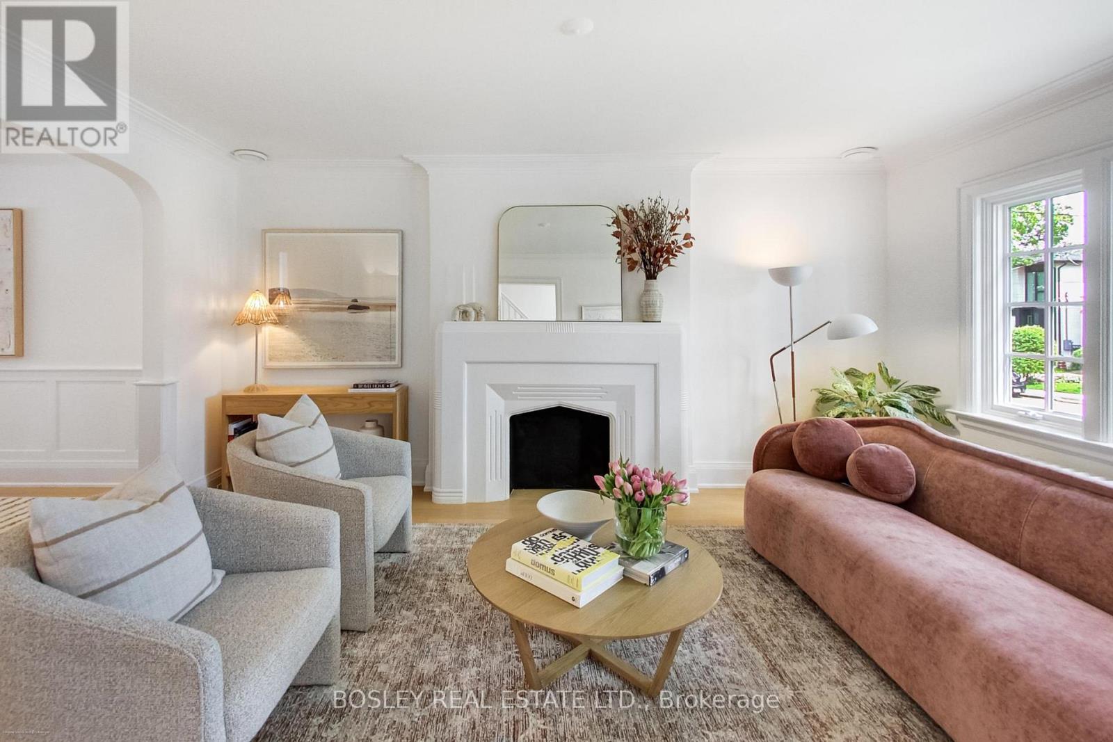 20 Randolph Road, Toronto, Ontario  M4G 3R7 - Photo 4 - C13154606