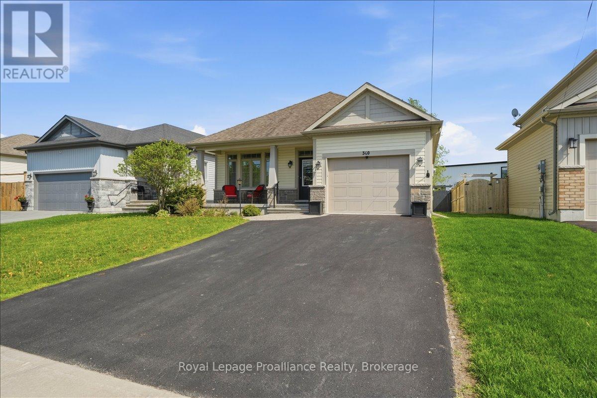 340 Cannifton Road N, Belleville, Ontario  K8N 4Z6 - Photo 2 - X13154578