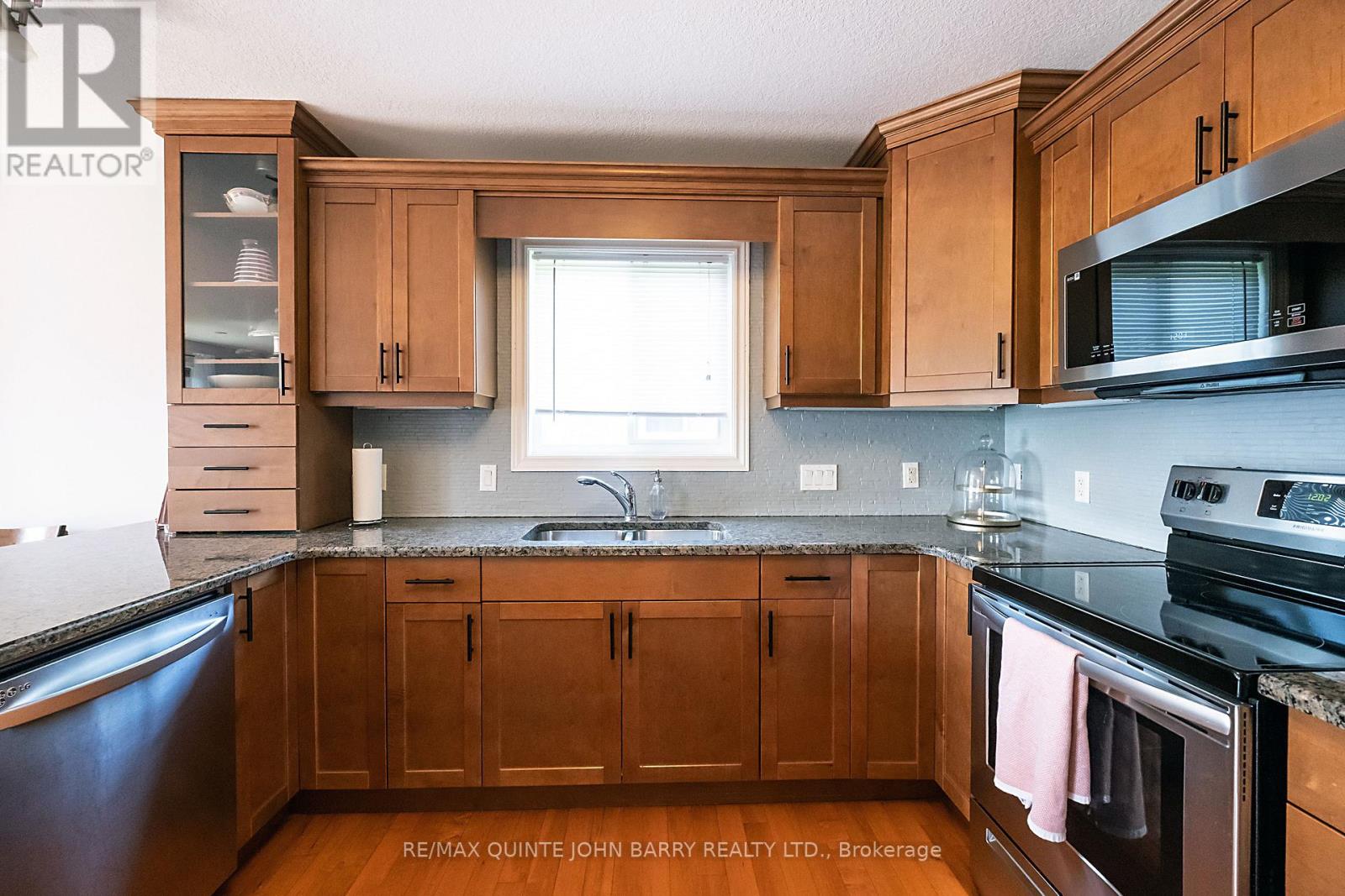 3 Spencer Court, Quinte West, Ontario  K8V 6X7 - Photo 10 - X13154596
