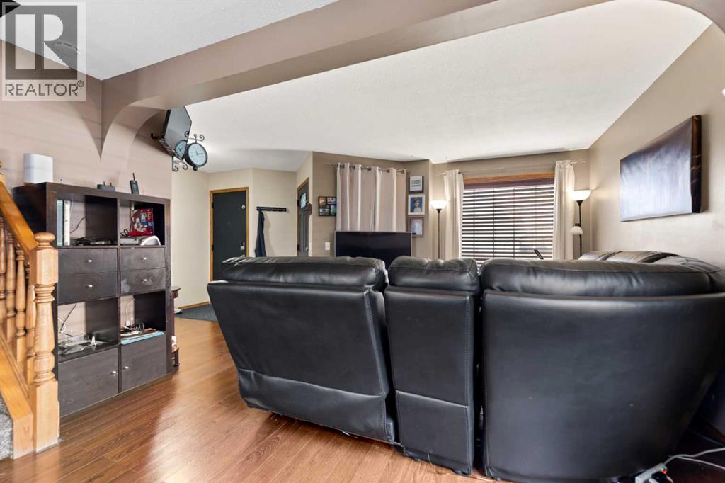 48 Sunridge Crescent NW, Airdrie, Alberta  T4B 2G5 - Photo 10 - A2310814