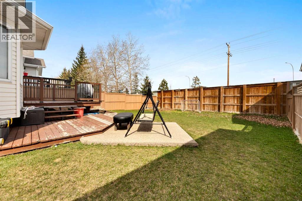 48 Sunridge Crescent NW, Airdrie, Alberta  T4B 2G5 - Photo 28 - A2310814