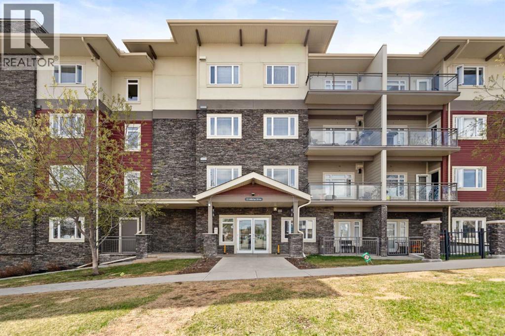 302, 23 Millrise Drive SW, Calgary, Alberta