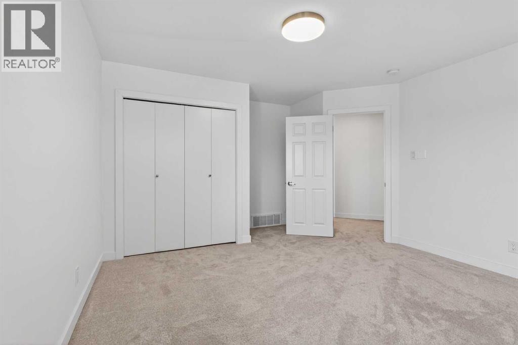 416 Thornhill Place NW, Calgary, Alberta  T2K 2S5 - Photo 27 - A2311932