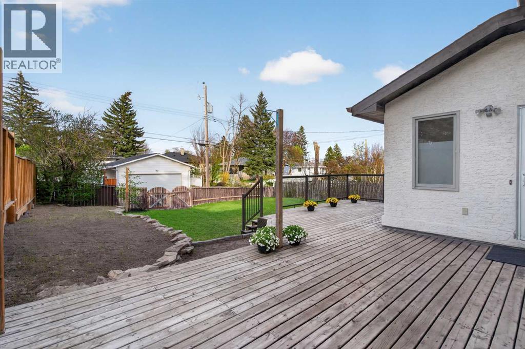 416 Thornhill Place NW, Calgary, Alberta  T2K 2S5 - Photo 45 - A2311932