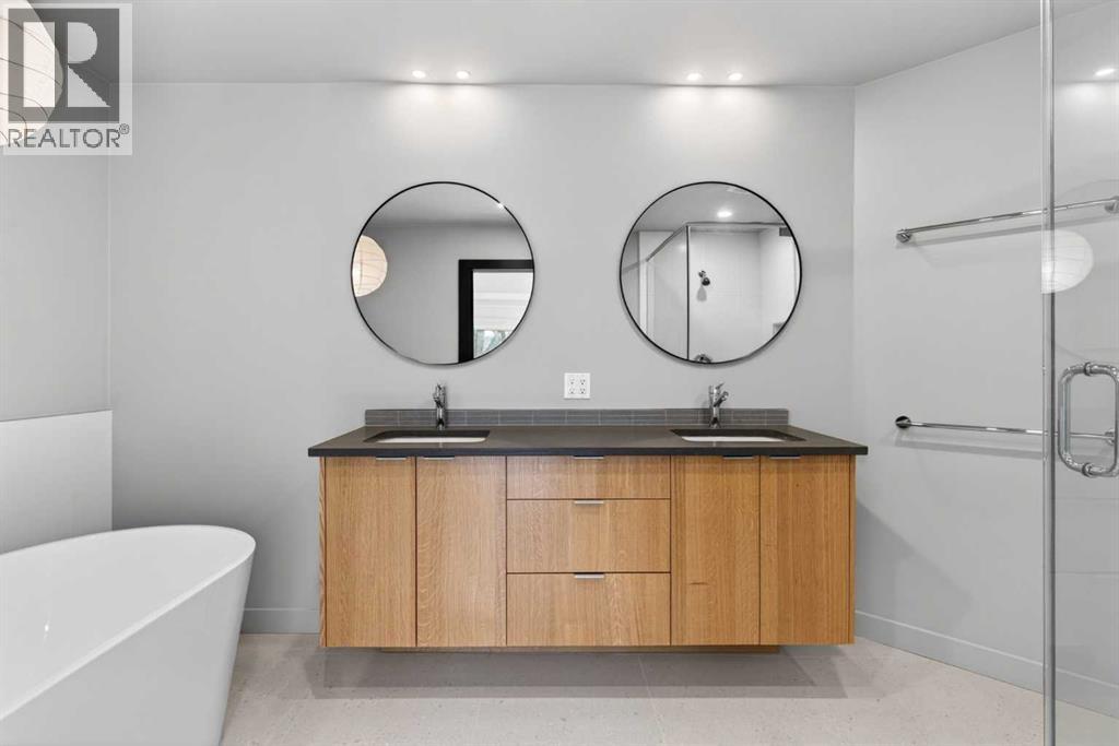 416 Thornhill Place NW, Calgary, Alberta  T2K 2S5 - Photo 37 - A2311932