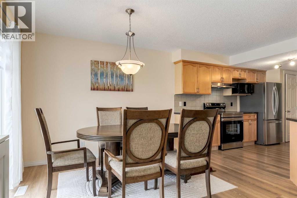 324 Evermeadow Road SW, Calgary, Alberta  T2Y 4X2 - Photo 11 - A2312668