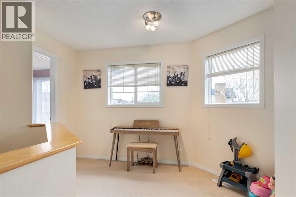 324 Evermeadow Road SW, Calgary, Alberta  T2Y 4X2 - Photo 14 - A2312668