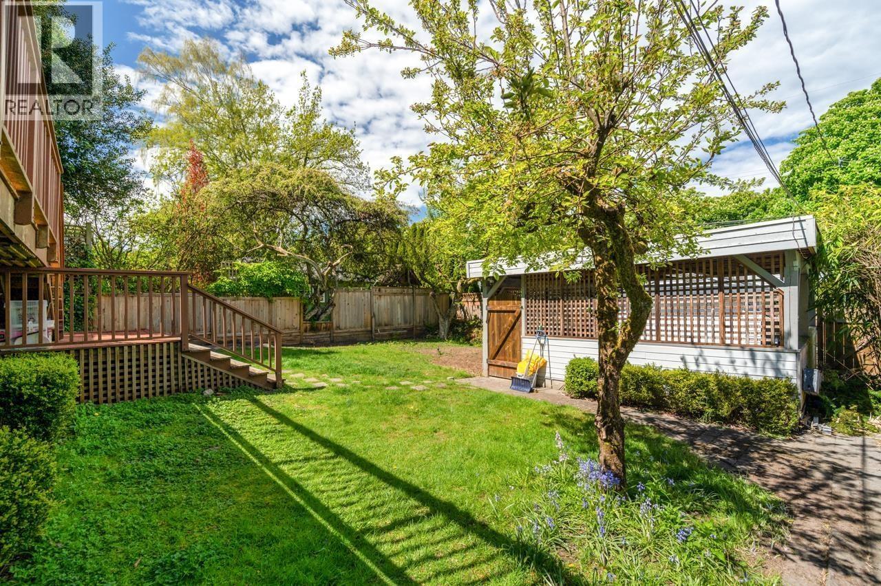 Main House 35xx W 20th Avenue, Vancouver, British Columbia  V6S 1E6 - Photo 10 - R3126191