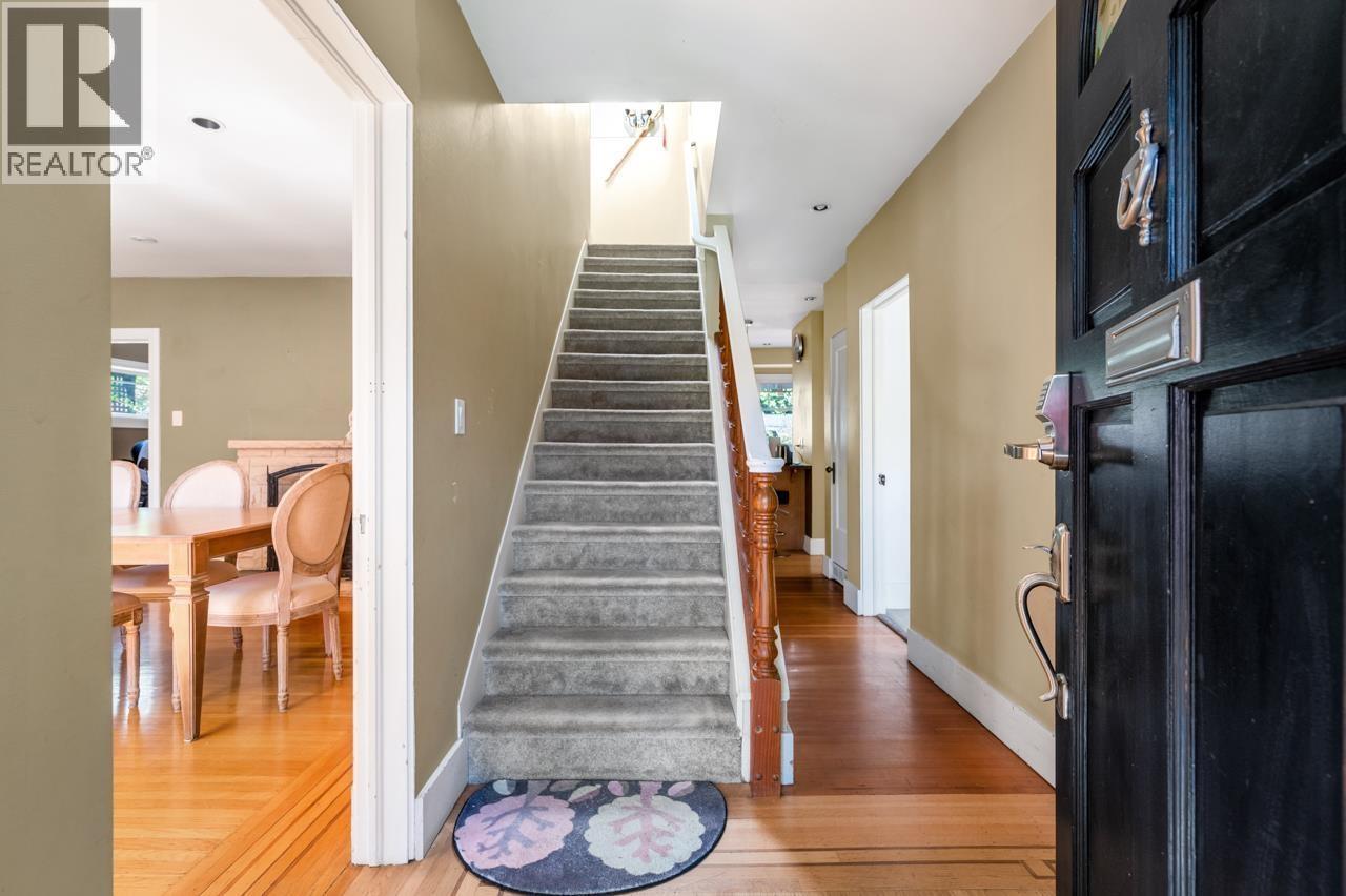 Main House 35xx W 20th Avenue, Vancouver, British Columbia  V6S 1E6 - Photo 6 - R3126191