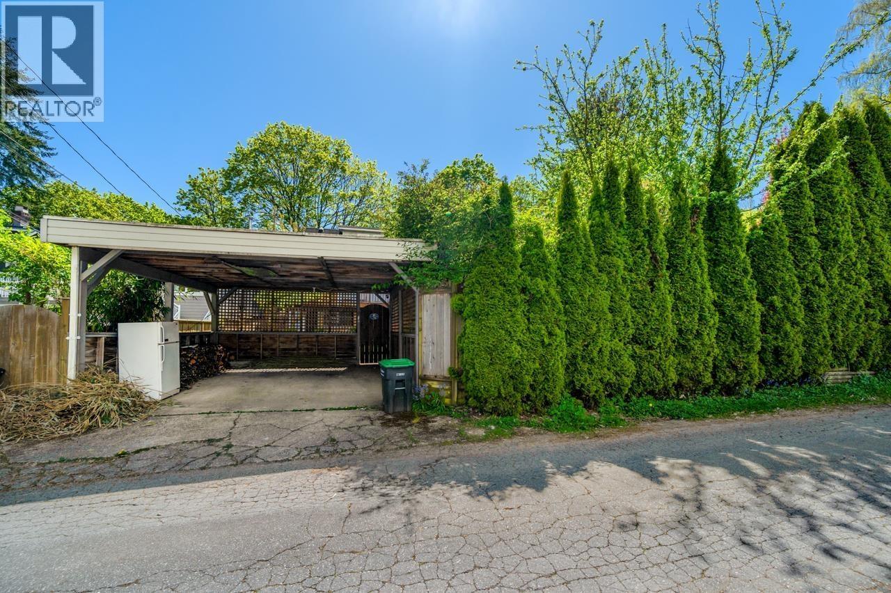Main House 35xx W 20th Avenue, Vancouver, British Columbia  V6S 1E6 - Photo 8 - R3126191