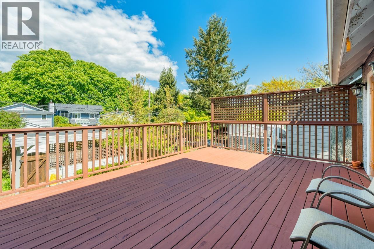 Main House 35xx W 20th Avenue, Vancouver, British Columbia  V6S 1E6 - Photo 9 - R3126191