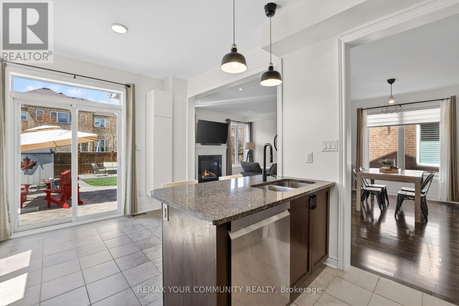 668 West Park Avenue, Bradford West Gwillimbury (Bradford), Ontario  L3Z 0N2 - Photo 12 - N13154446