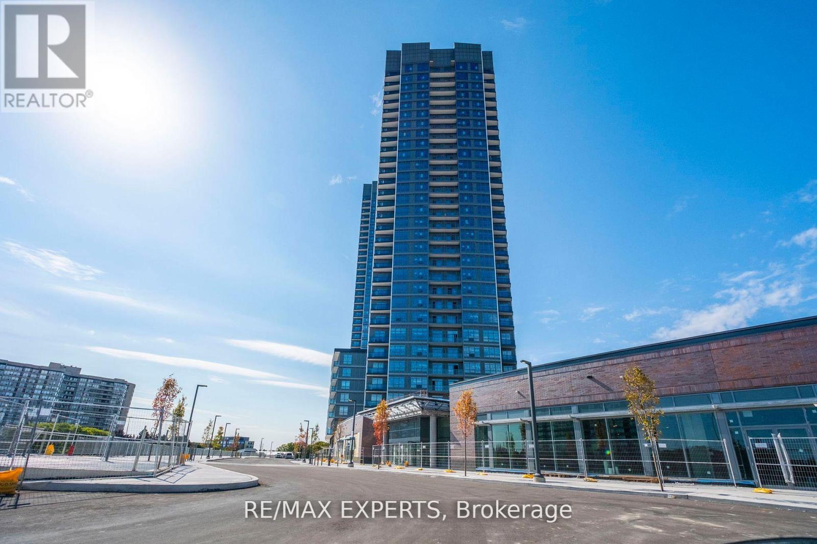 B1504 - 50 Upper Mall Way, Vaughan, Ontario  L4J 0L8 - Photo 3 - N13154558