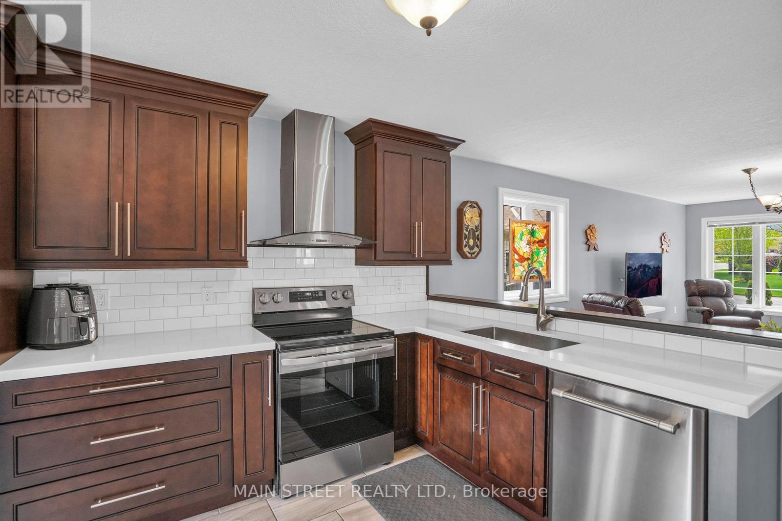 80 Shalom Way, Barrie, Ontario  L4N 5Y4 - Photo 7 - S13154624