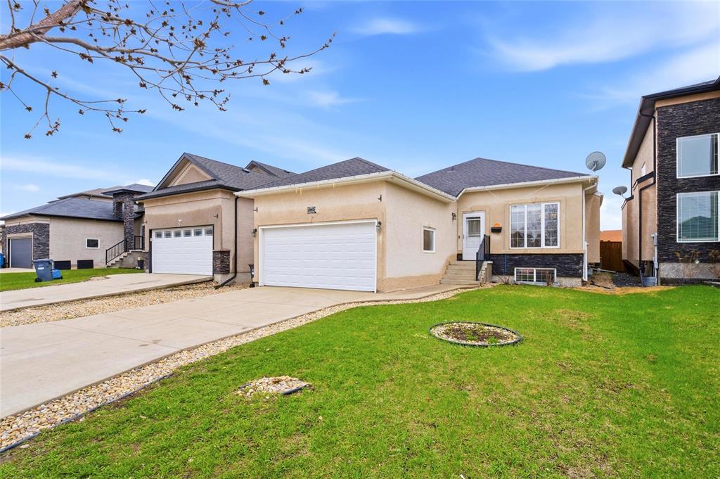100 Mosselle Drive, Winnipeg, Manitoba  R2P 1M7 - Photo 0 - 202604535