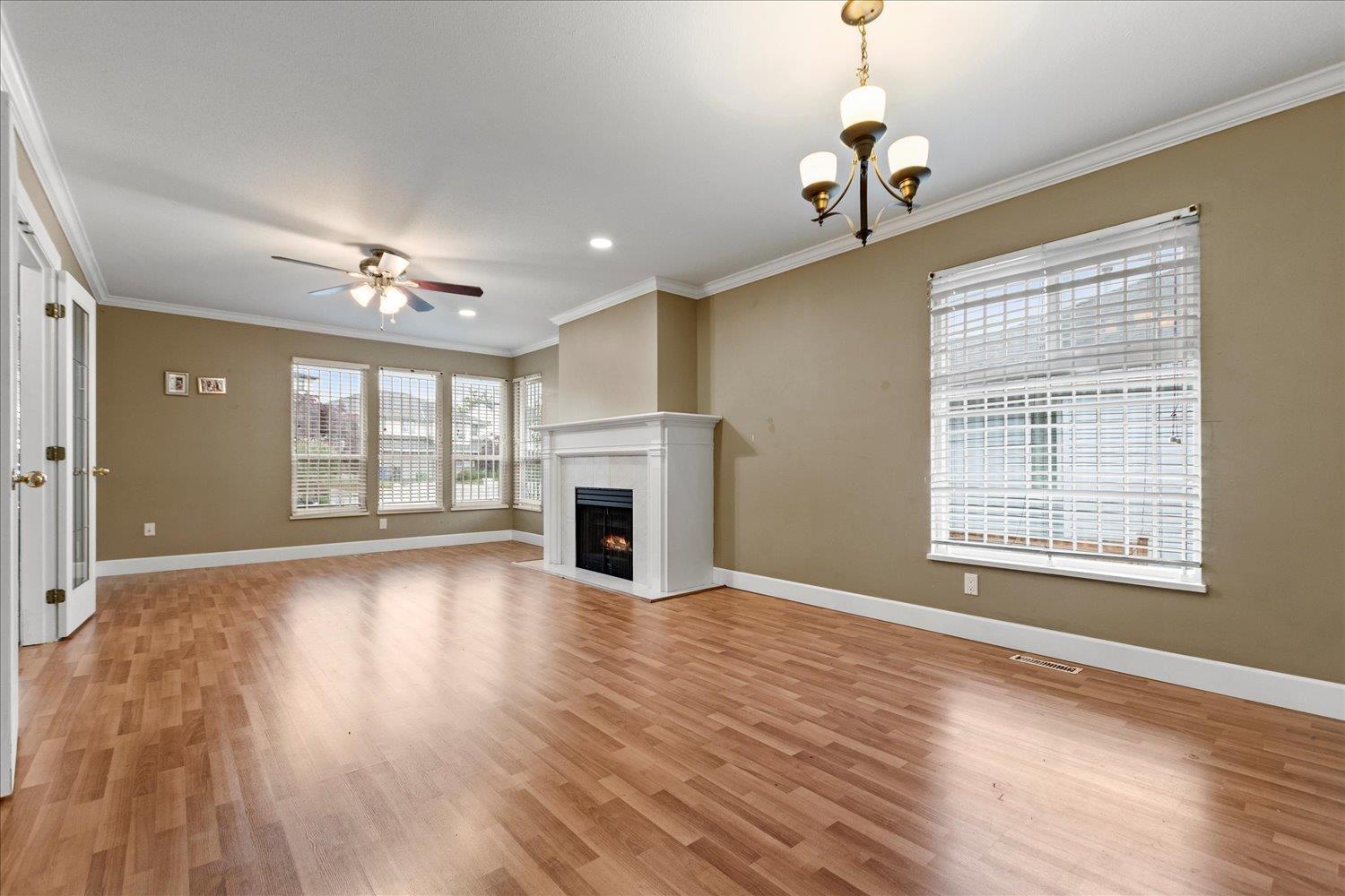 3319 Firhill Drive, Abbotsford, British Columbia  V2T 5L4 - Photo 8 - R3125316