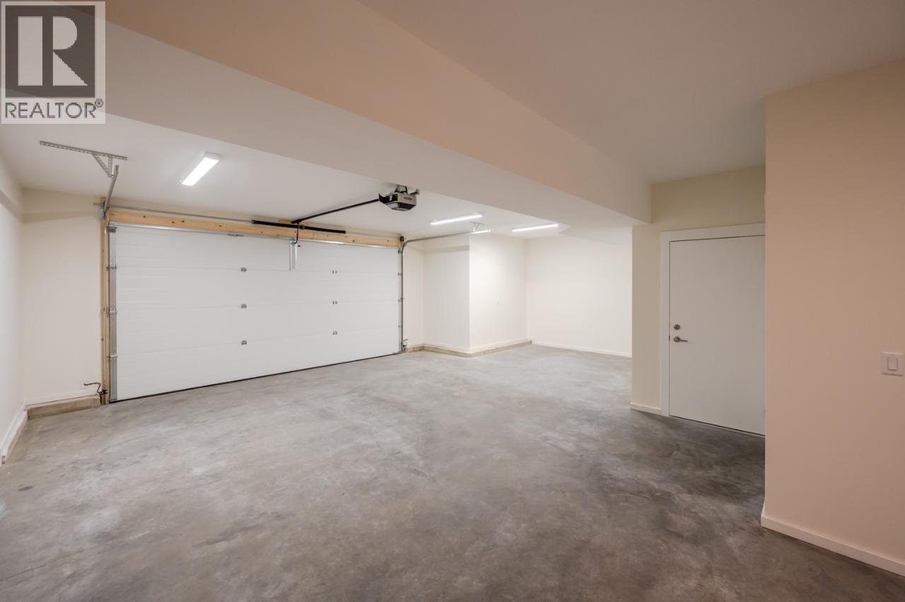 6380 Okanagan Street, Oliver, British Columbia  V0H 1T0 - Photo 35 - 10371797