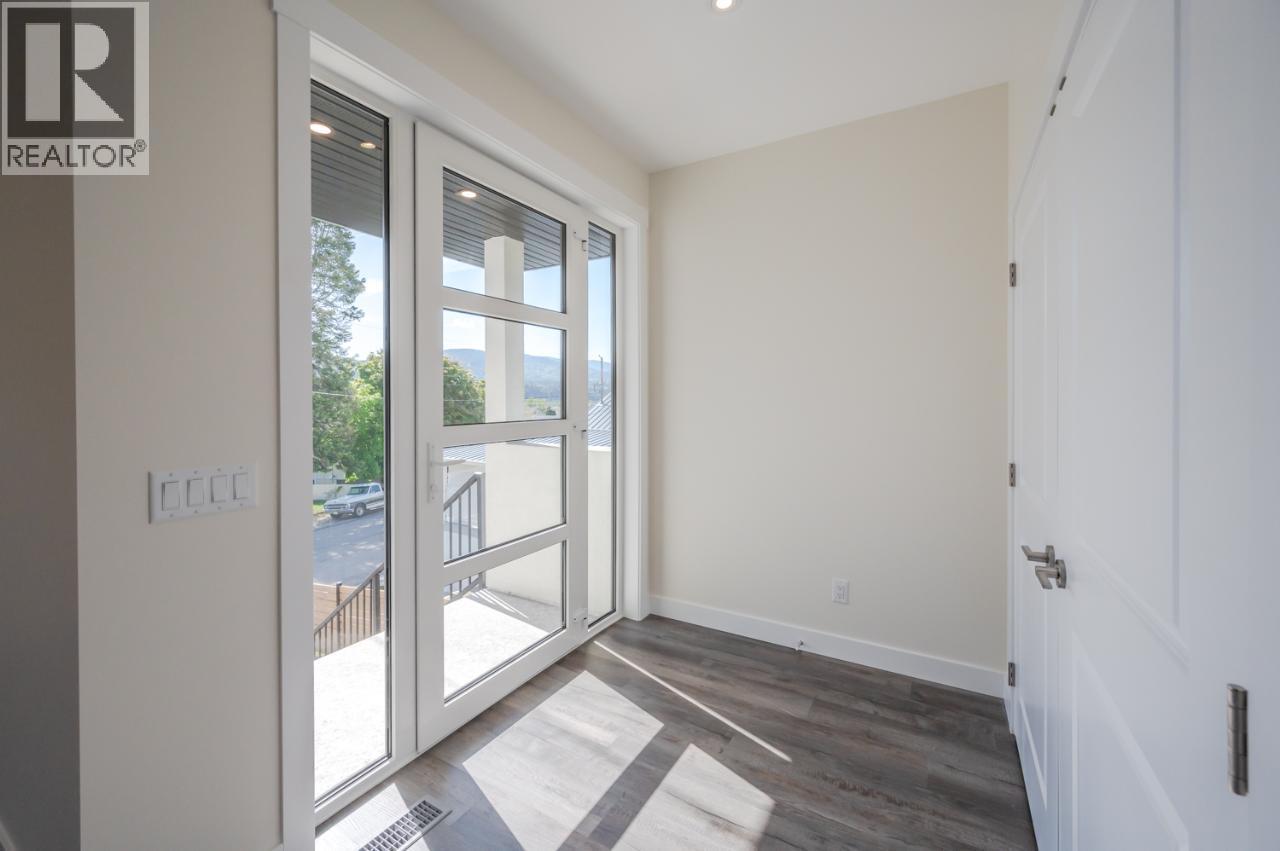 6380 Okanagan Street, Oliver, British Columbia  V0H 1T0 - Photo 10 - 10371797