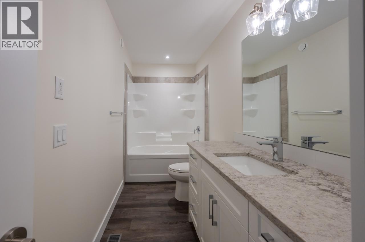 6380 Okanagan Street, Oliver, British Columbia  V0H 1T0 - Photo 28 - 10371797