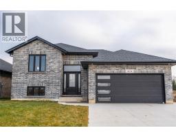 4009 Greenwood STREET, Petrolia, Ontario