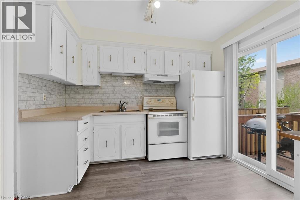 2380 Bromsgrove Road Unit# 9, Mississauga, Ontario  L5J 4E6 - Photo 13 - 40829377
