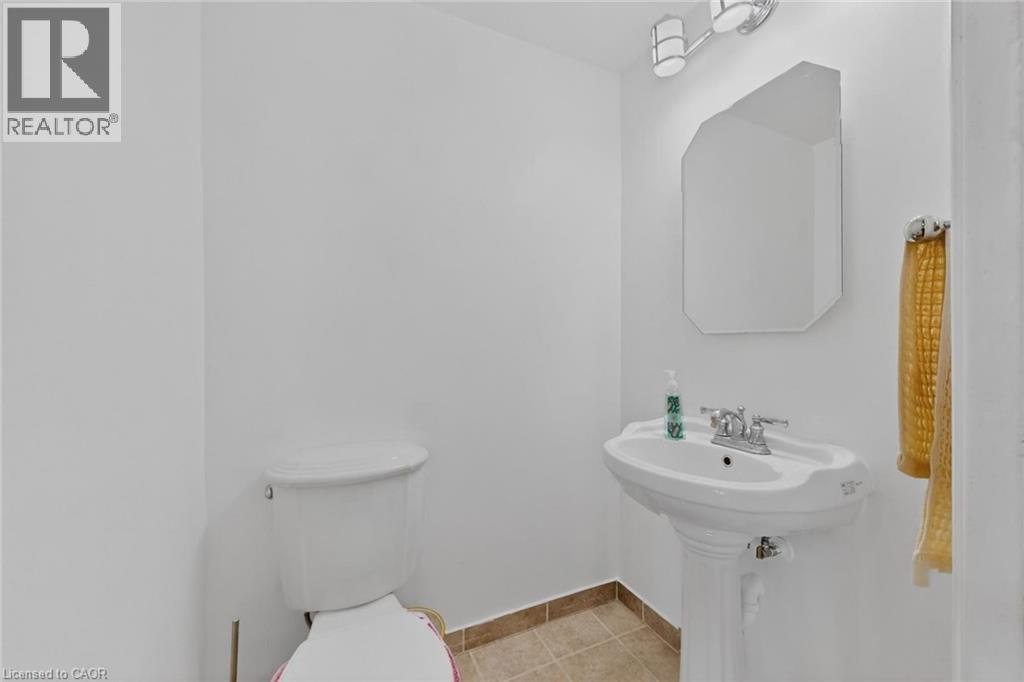 2380 Bromsgrove Road Unit# 9, Mississauga, Ontario  L5J 4E6 - Photo 16 - 40829377