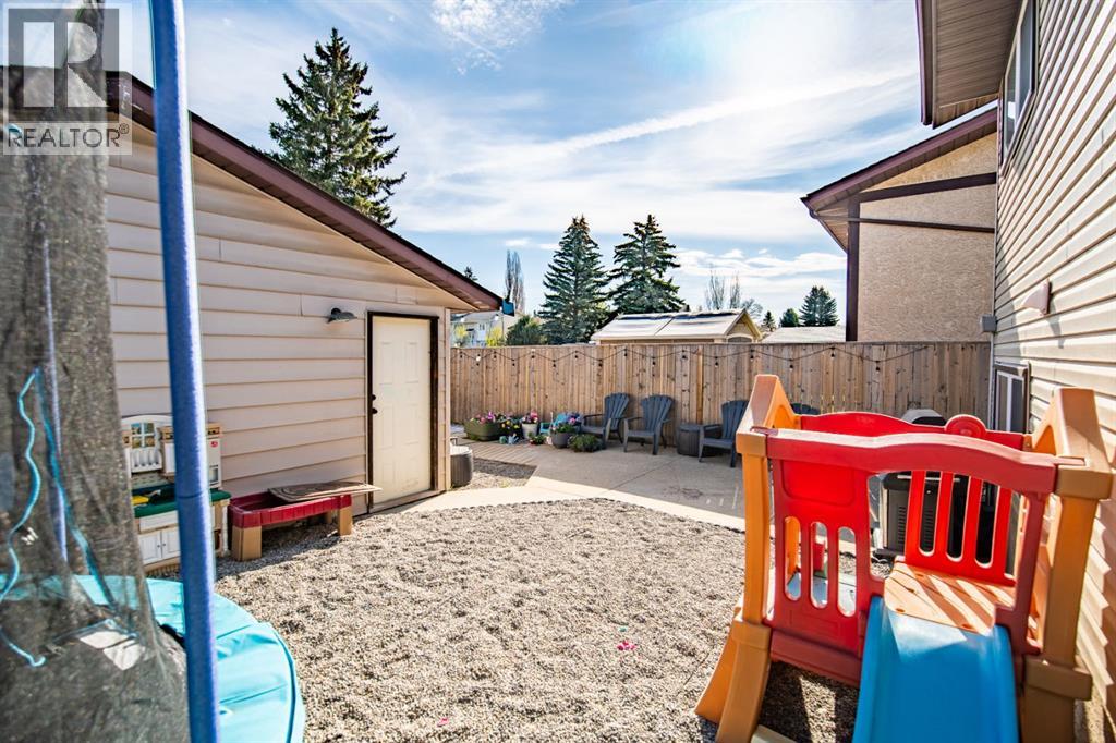 105 Erickson Drive, Red Deer, Alberta  T4R 1X9 - Photo 23 - A2312604