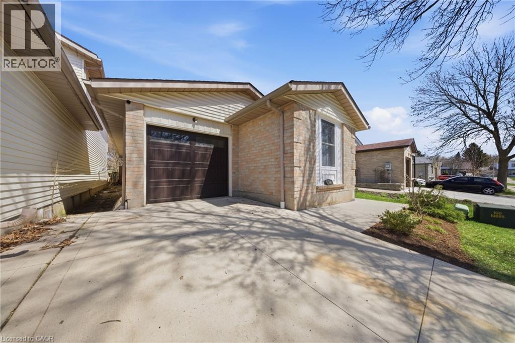 58 Leacock Avenue, Guelph, Ontario  N1E 6R1 - Photo 3 - 40825848