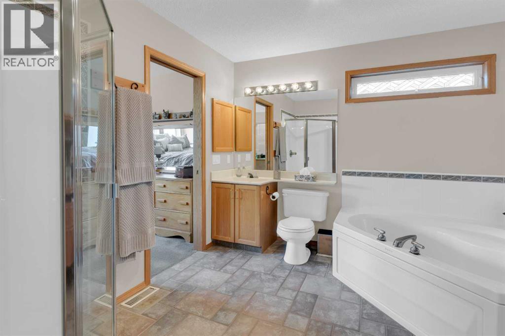 675 Regal Park NE, Calgary, Alberta  T2E 0S6 - Photo 25 - A2311479