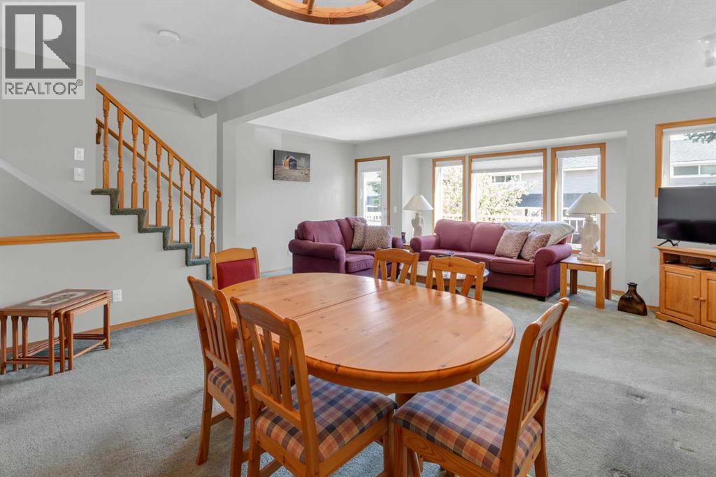 675 Regal Park NE, Calgary, Alberta  T2E 0S6 - Photo 12 - A2311479