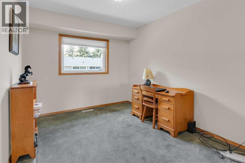 675 Regal Park NE, Calgary, Alberta  T2E 0S6 - Photo 19 - A2311479