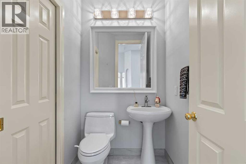 72 Strathlea Place SW, Calgary, Alberta  T3H 4T5 - Photo 28 - A2312497