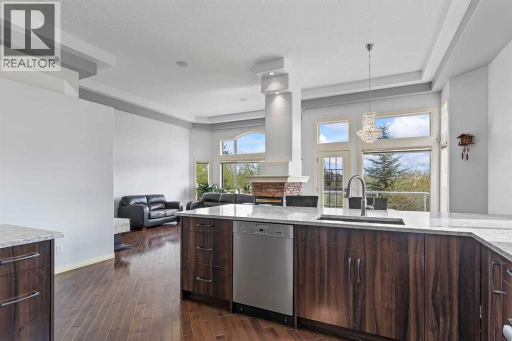 72 Strathlea Place SW, Calgary, Alberta  T3H 4T5 - Photo 13 - A2312497