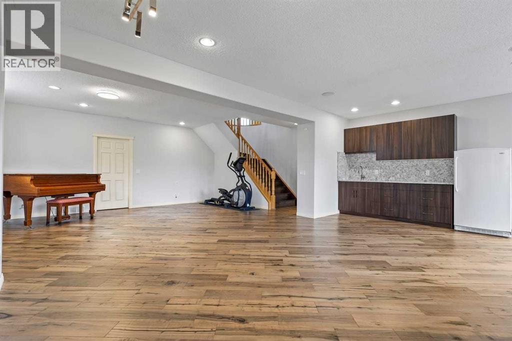 72 Strathlea Place SW, Calgary, Alberta  T3H 4T5 - Photo 33 - A2312497