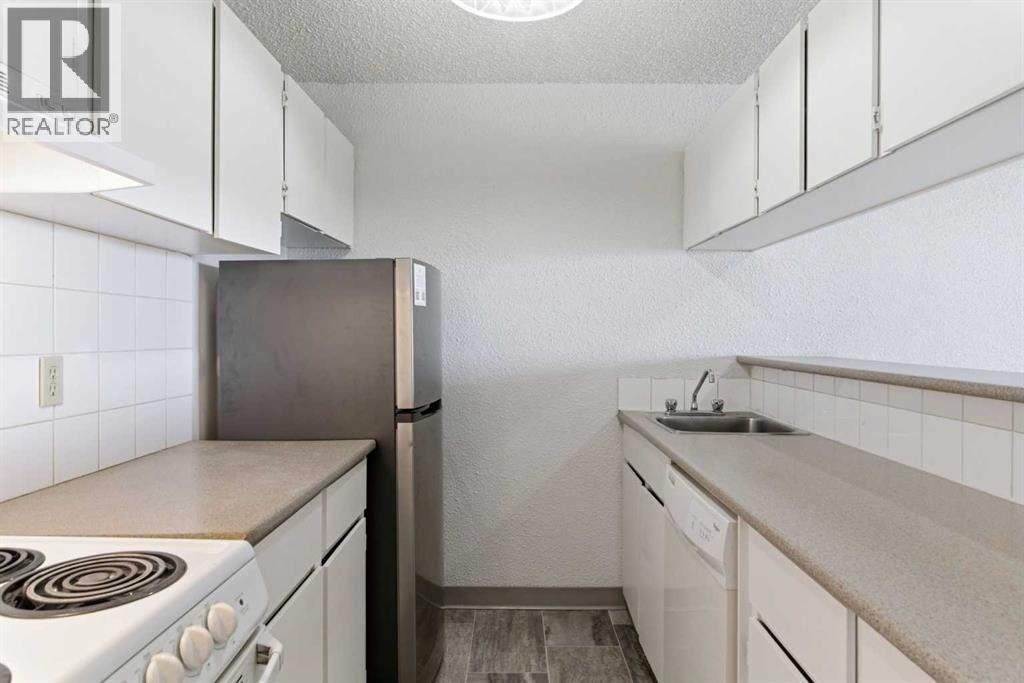 2008, 221 6 Avenue SE, Calgary, Alberta  T2G 4Z9 - Photo 6 - A2313098