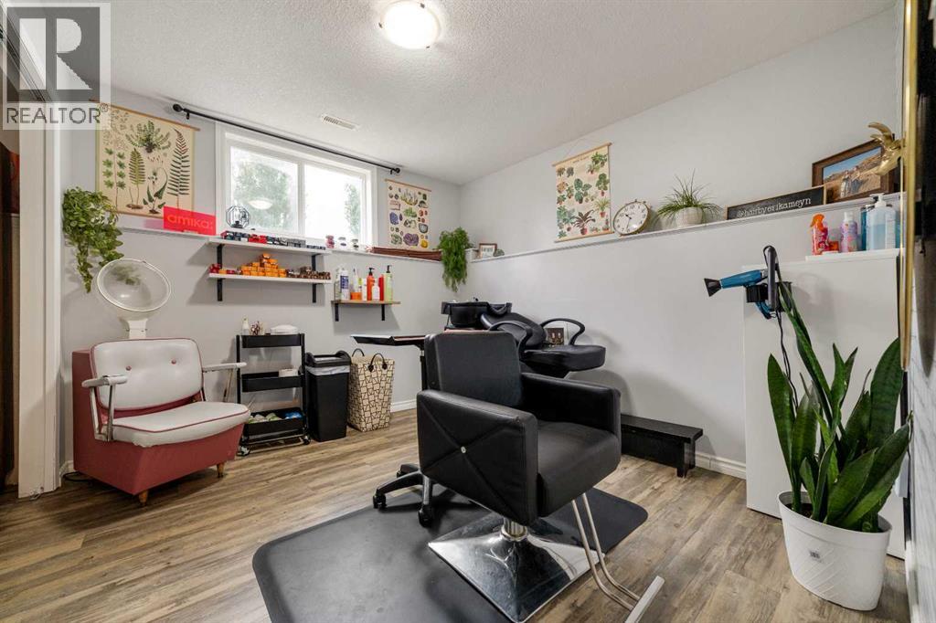 263 Peigan Court W, Lethbridge, Alberta  T1K 7N3 - Photo 28 - A2313201
