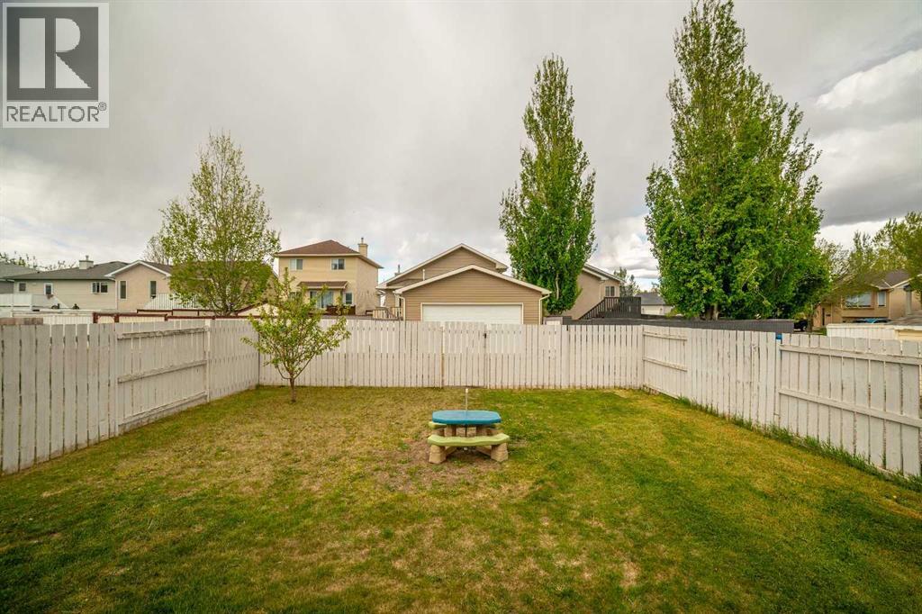 263 Peigan Court W, Lethbridge, Alberta  T1K 7N3 - Photo 33 - A2313201