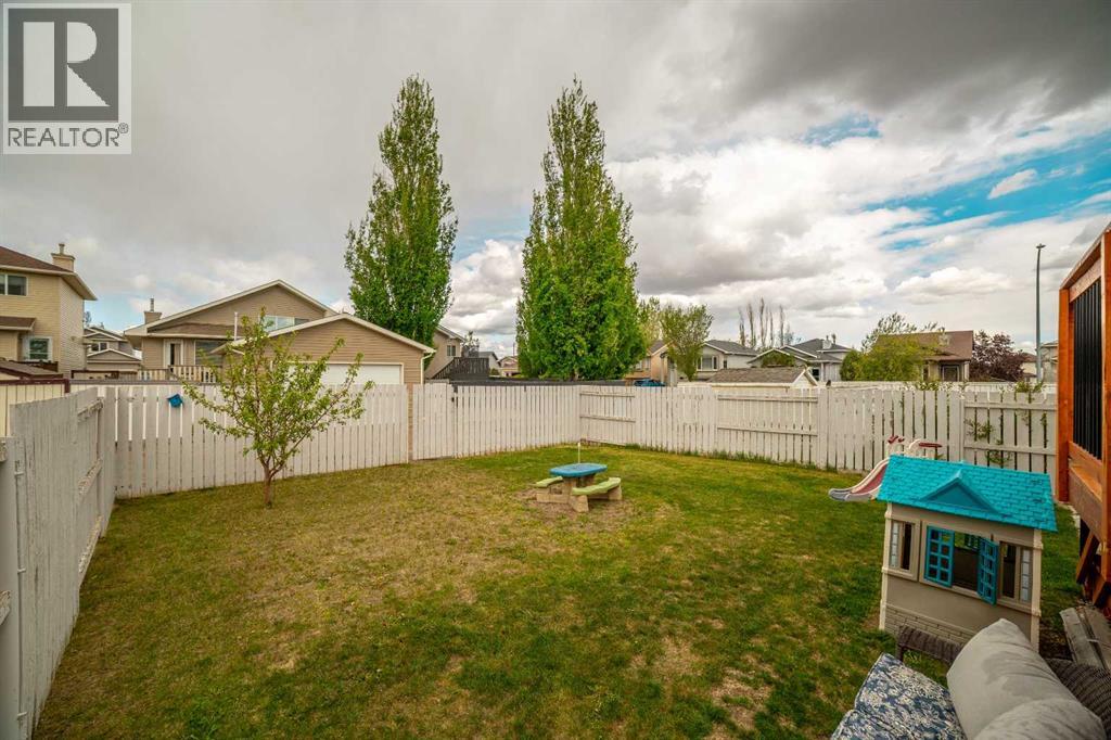 263 Peigan Court W, Lethbridge, Alberta  T1K 7N3 - Photo 35 - A2313201