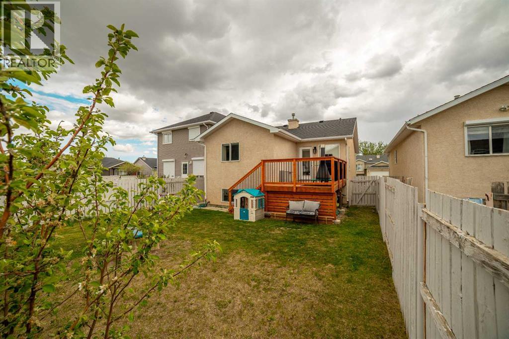263 Peigan Court W, Lethbridge, Alberta  T1K 7N3 - Photo 36 - A2313201