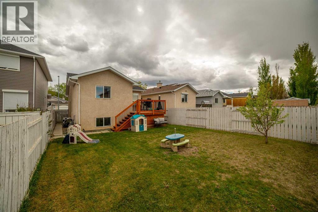 263 Peigan Court W, Lethbridge, Alberta  T1K 7N3 - Photo 38 - A2313201