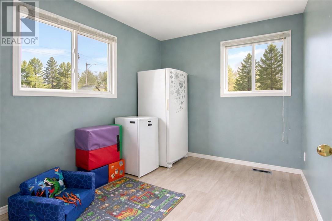 2724 Main Street, Sudbury, Ontario  P0M 1E0 - Photo 15 - 2127914