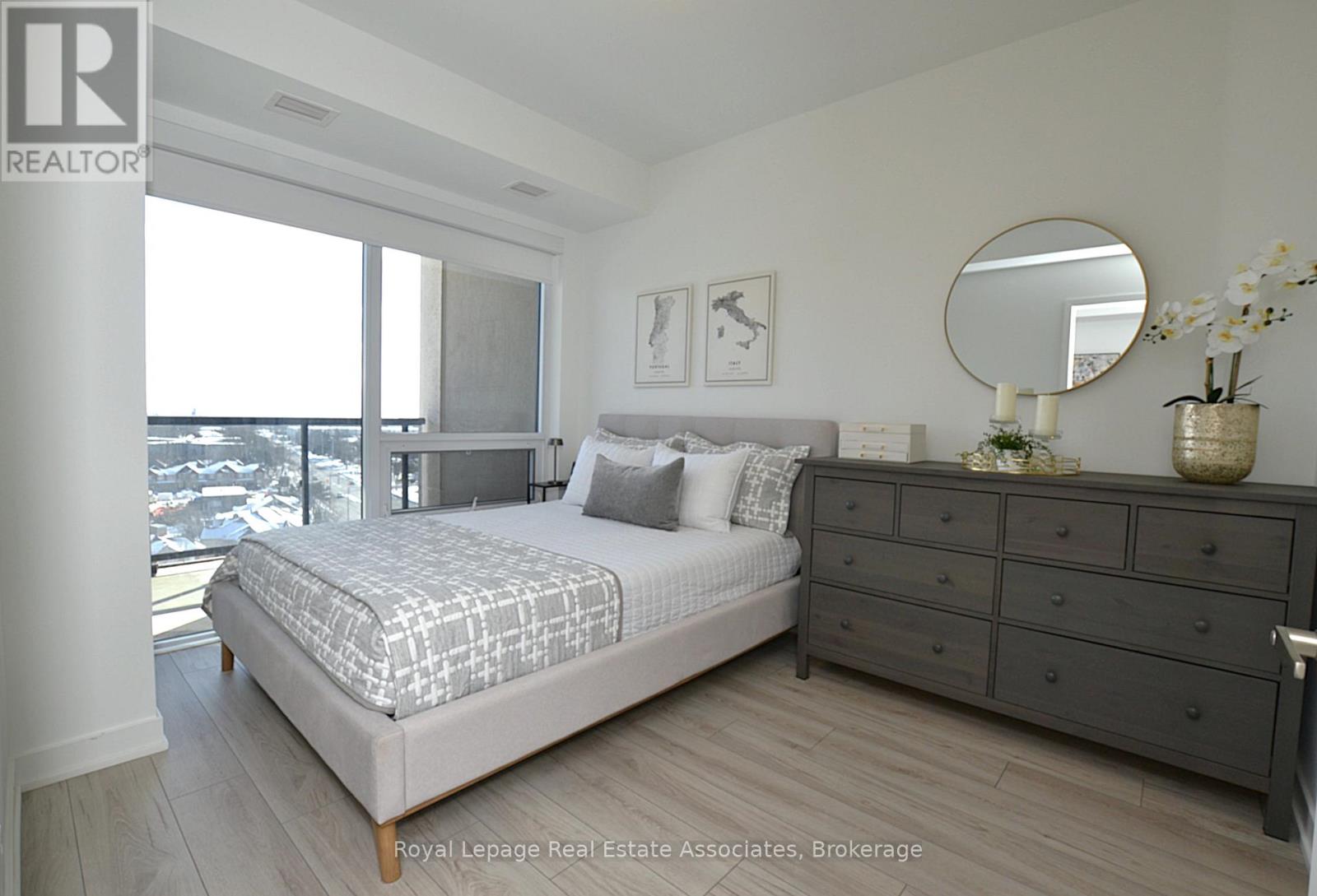 1108 - 1035 Southdown Road, Mississauga, Ontario  L5J 0A2 - Photo 14 - W13154498