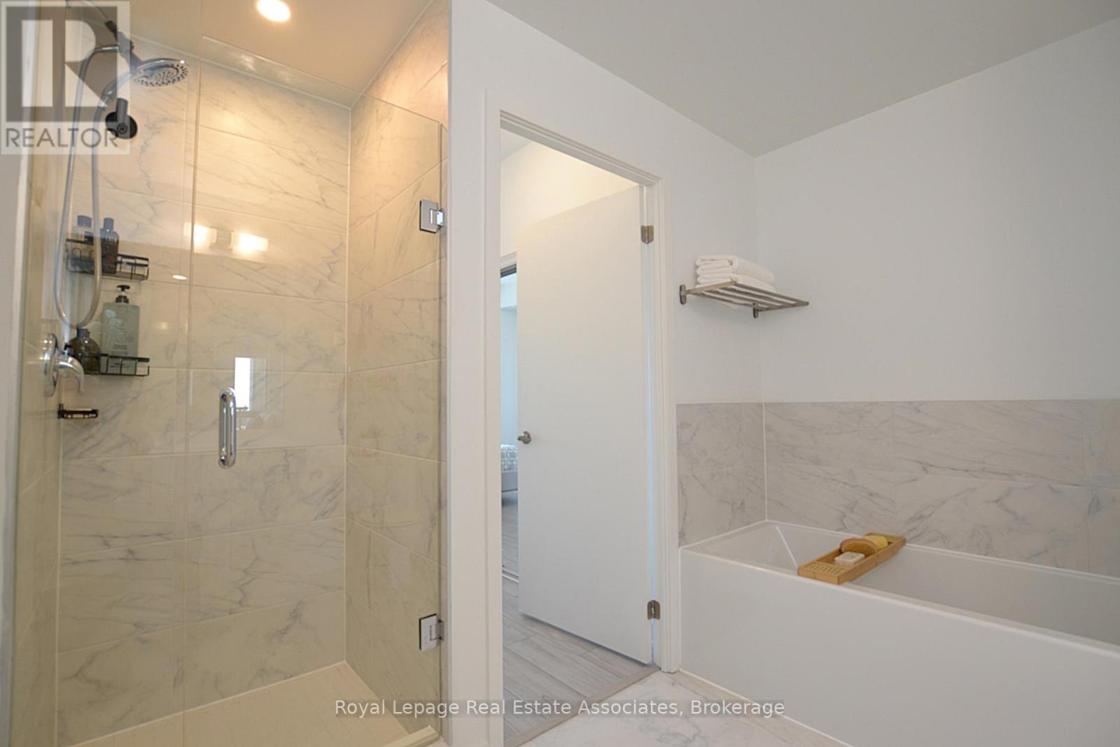 1108 - 1035 Southdown Road, Mississauga, Ontario  L5J 0A2 - Photo 16 - W13154498