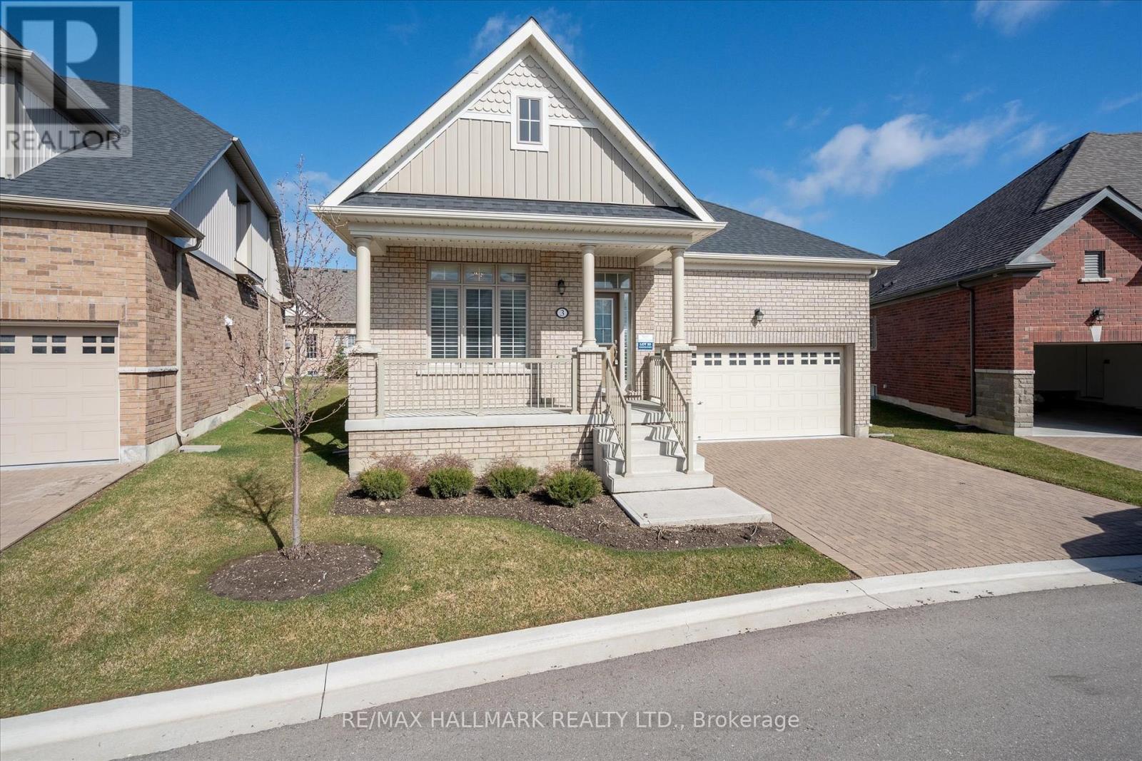 3 Gumtree Street, Brampton, Ontario  L6R 4C7 - Photo 2 - W13154616