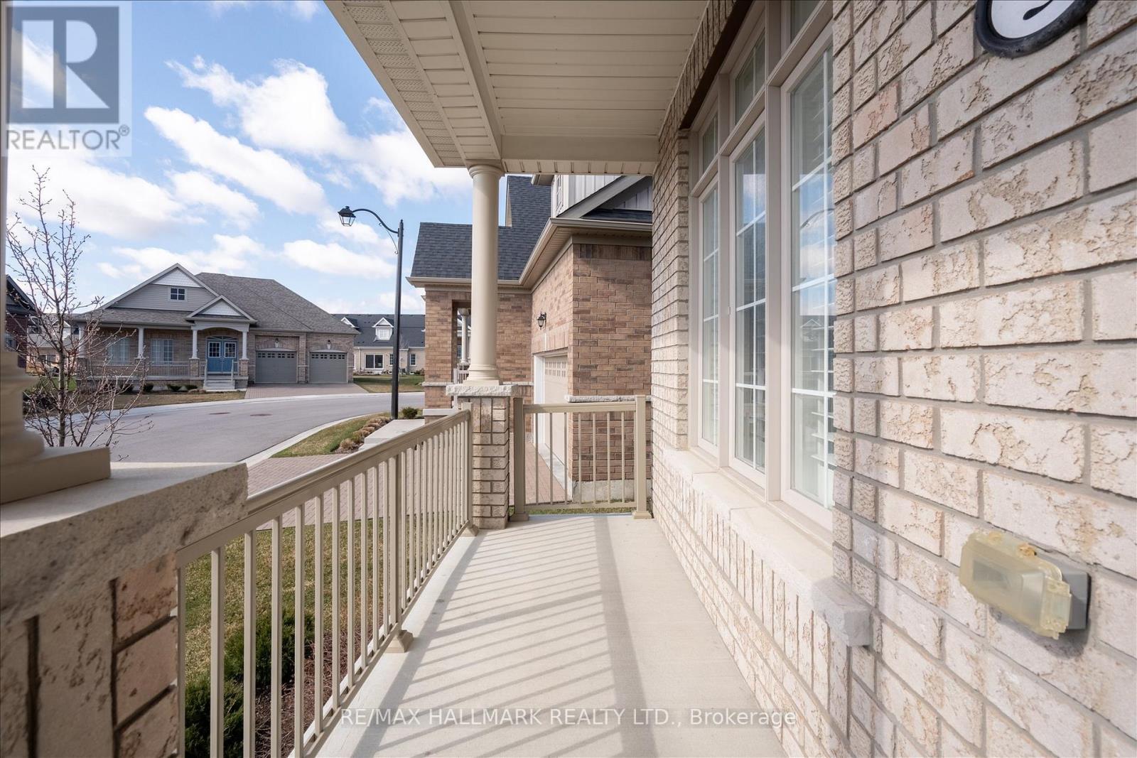 3 Gumtree Street, Brampton, Ontario  L6R 4C7 - Photo 5 - W13154616